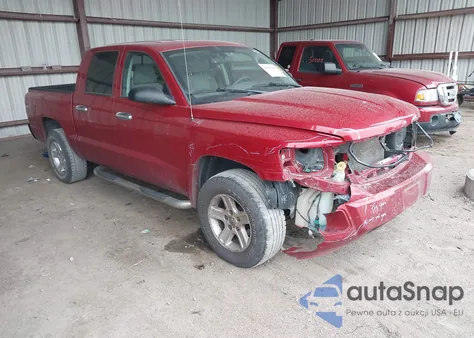 2010 Dodge Dakota Bighorn/Lonestar z USA, uszkodzony, nr VIN 1D7CW3GK9AS194611